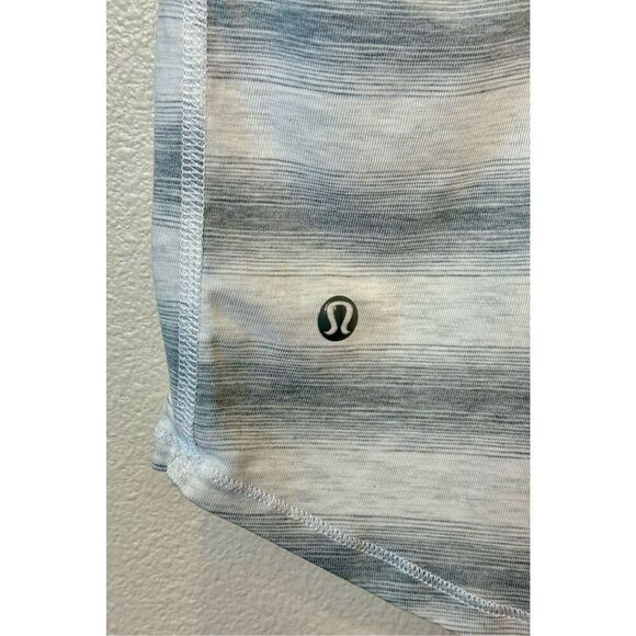 Lululemon Find Your Zen Short Sleeve Capilano Striped Tee Shirt Women's Size 6 - Picture 5 of 10